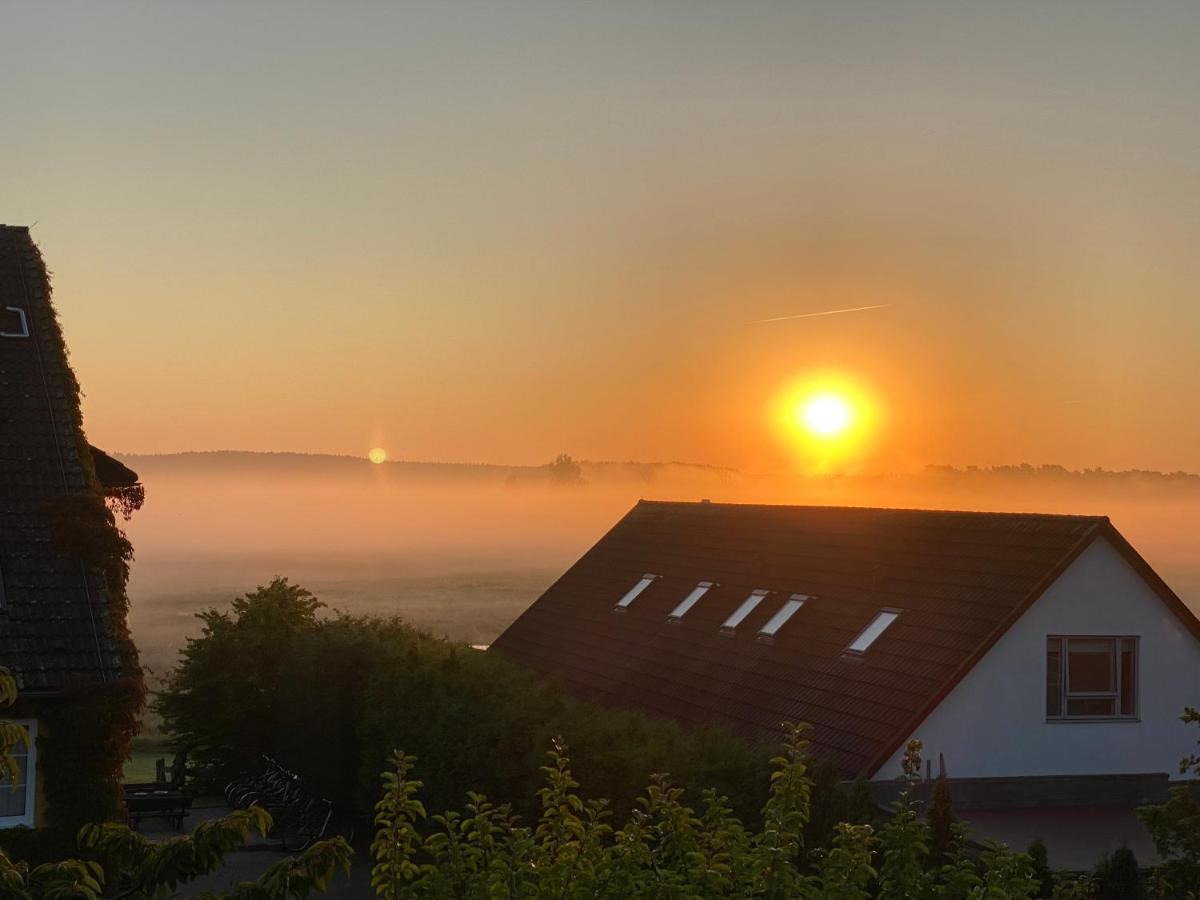 Hotel Am Mueritz-Nationalpark Waren  Eksteriør billede
