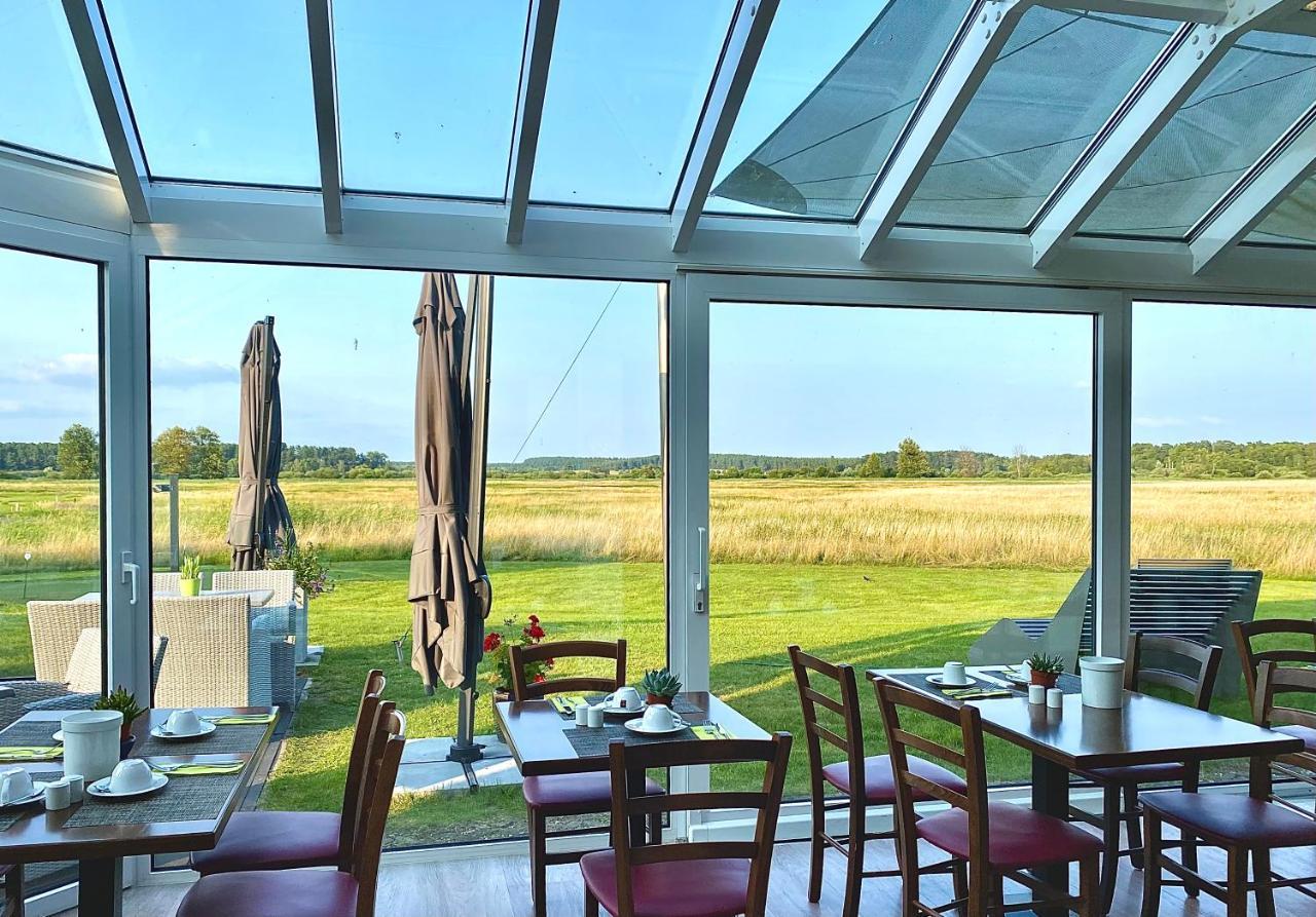Hotel Am Mueritz-Nationalpark Waren  Eksteriør billede