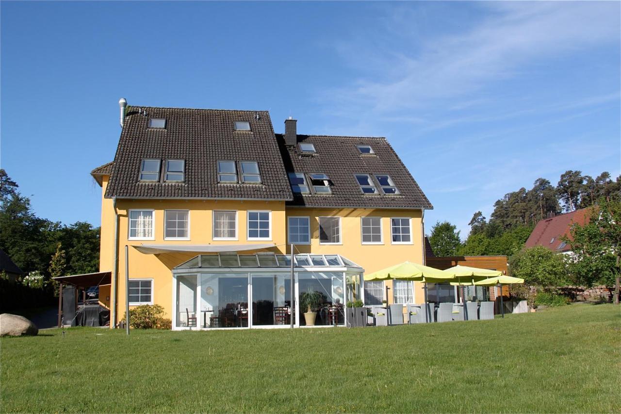 Hotel Am Mueritz-Nationalpark Waren  Eksteriør billede
